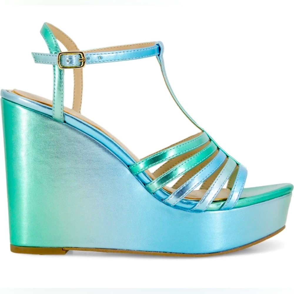 Kenneth Cole Women's Women's Celia Wedge Sandal size 9 M